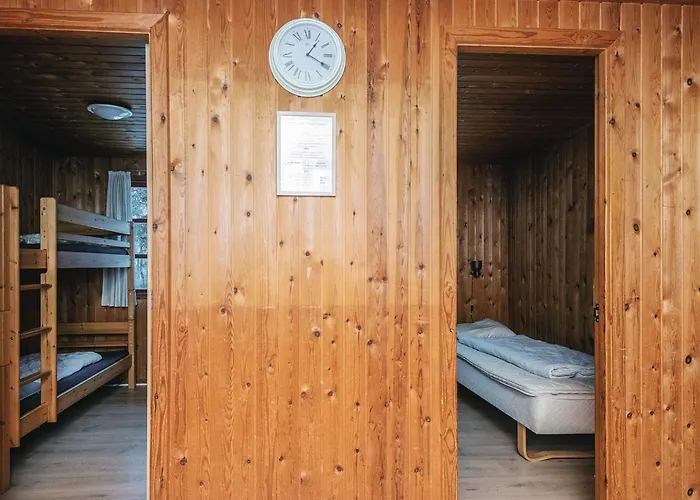 6 Person In Toftlund-by Traum