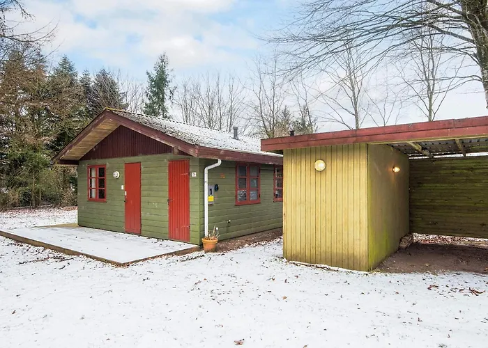 6 Person In Toftlund-by Traum *